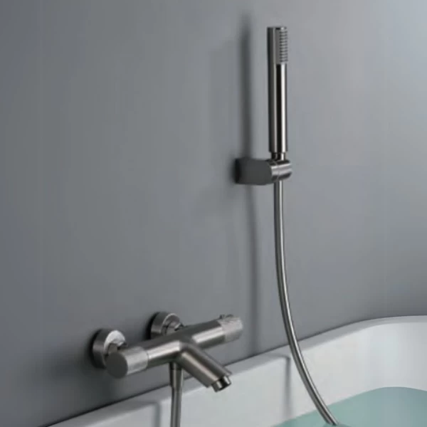 THERMOSTATIC BATH AND SHOWER FAUCET LINE SERIES IN BRUSHED NICKEL