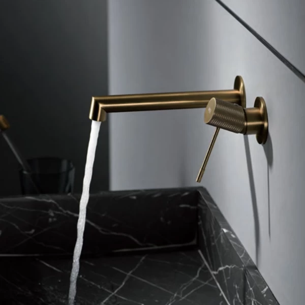 BUILT-IN BASIN FAUCET LINE SERIES IN BRUSHED GOLD